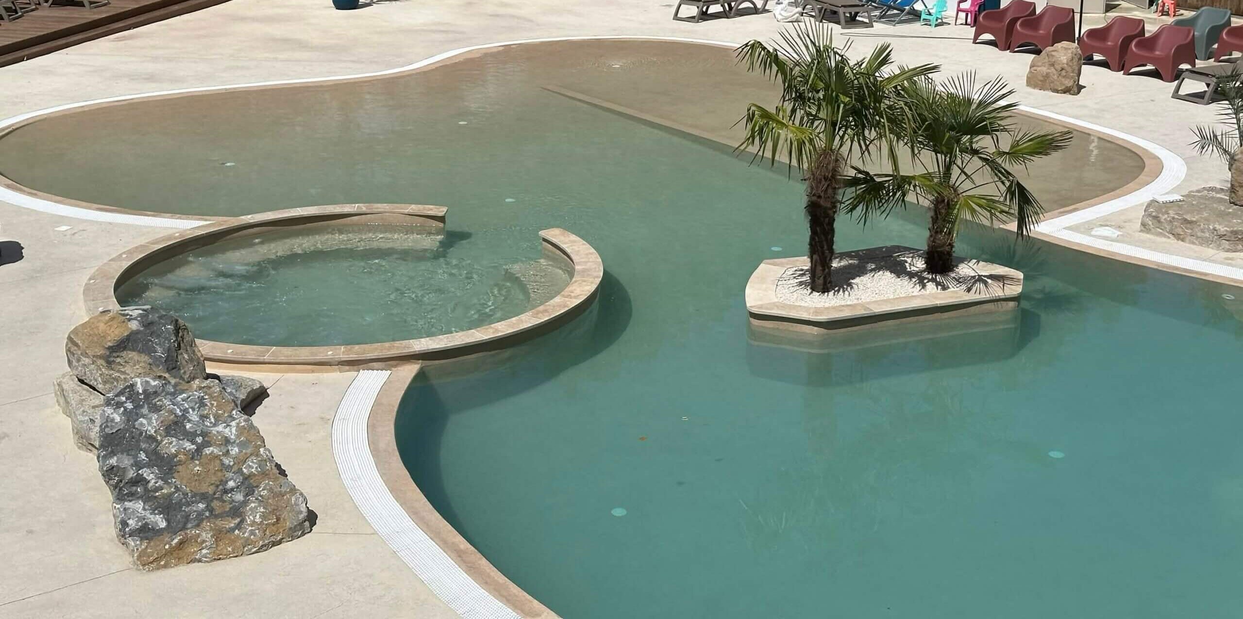 camping lozère avec piscine chauffée